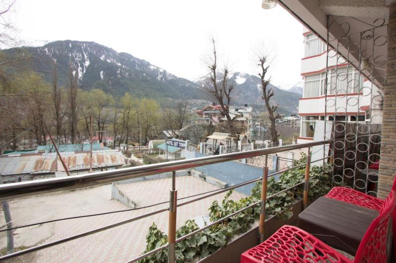 Hotel Utsav Manāli Exterior foto